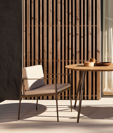 Bivaq Vint Dining Armchair and Table